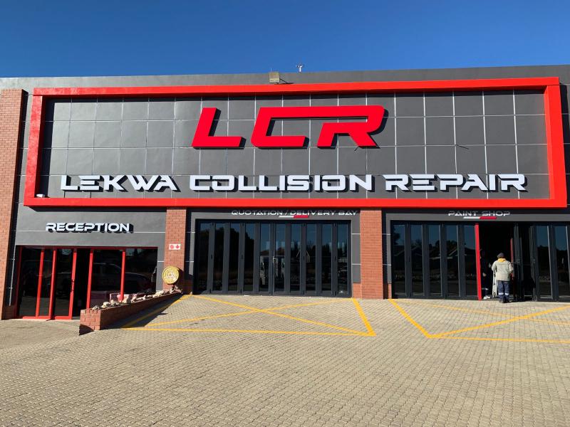 Lekwa Collision Repair Centre